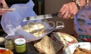 Бутерброд «Генуя» с каперсами и пармской ветчиной рецепт шаг 3