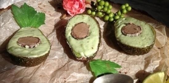 Десерт из авокадо «Лилу» кулинарный рецепт