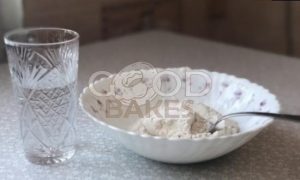 Десерт «Лебединое озеро» с творожно-сливочным кремом рецепт шаг 11