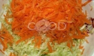 Кабачковые оладьи с морковью рецепт шаг 1