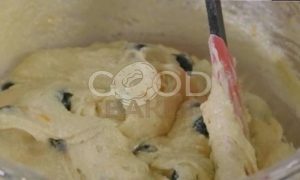 Кекс с голубикой и лимонной глазурью рецепт шаг 5