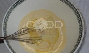 Кукурузные мини-блинчики с паштетом из тунца и яйцами рецепт шаг 3
