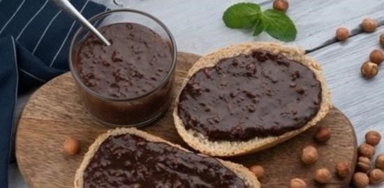 Пшенично-ржаной хлеб с шоколадной пастой кулинарный рецепт