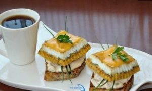 Бутерброд «Завтрак рыбака» кулинарный рецепт