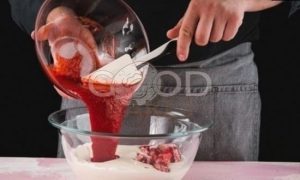 Клубничное мороженое с мятой рецепт шаг 7