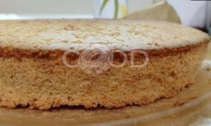 Бисквитный торт с творожно-сливочным кремом рецепт шаг 4