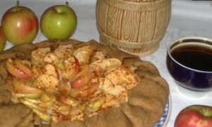 Ржаная галета с яблочно-ореховой начинкой кулинарный рецепт