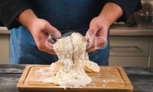 Домашний луковый хлеб рецепт шаг 6