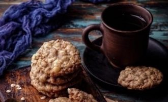 Овсяное печенье с изюмом, корицей и белым шоколадом кулинарный рецепт