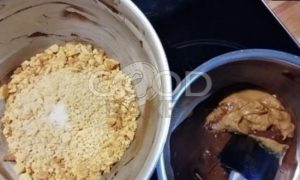 Шоколадно-ванильные пирожные с арахисом рецепт шаг 5