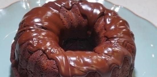 Свекольный пирог в шоколадной глазури кулинарный рецепт
