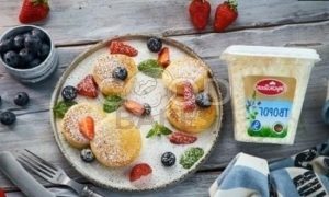 Сырники со свежими ягодами рецепт шаг 7