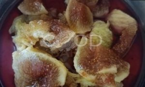 Яблочно-карамельный десерт с инжирным соусом рецепт шаг 7
