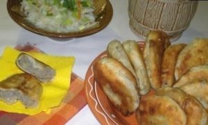 Жареные пирожки с картошкой и печенкой кулинарный рецепт