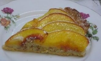 Пирог с персиками и миндальным кремом кулинарный рецепт
