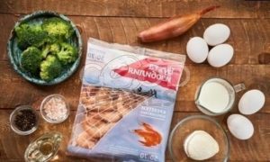 Фриттата с креветками и брокколи рецепт шаг 1